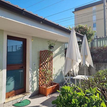 Appartamenti Smeraldo Lido di Fermo Exteriör bild