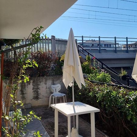 Appartamenti Smeraldo Lido di Fermo Exteriör bild