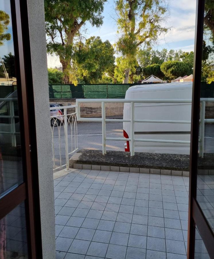 Appartamenti Smeraldo Lido di Fermo Exteriör bild
