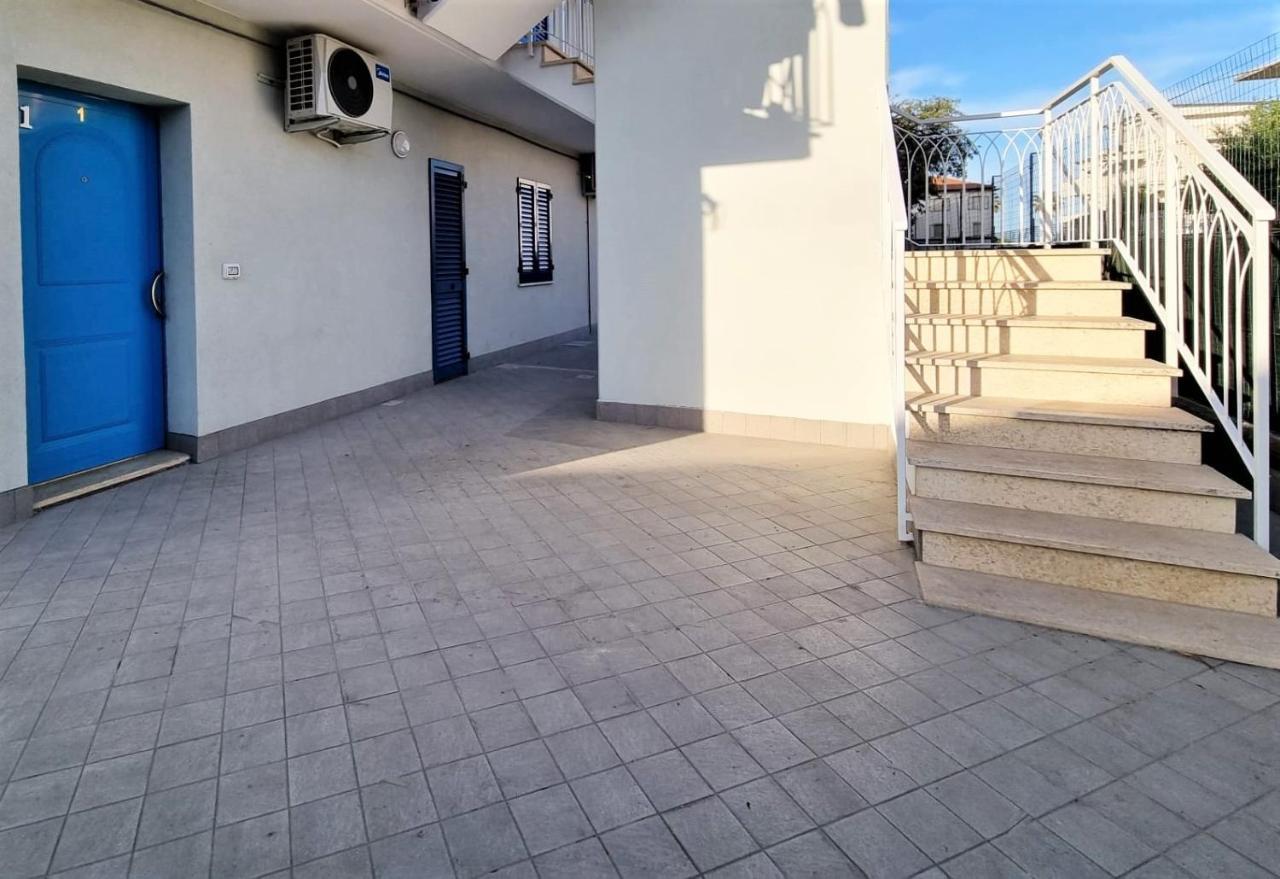 Appartamenti Smeraldo Lido di Fermo Exteriör bild