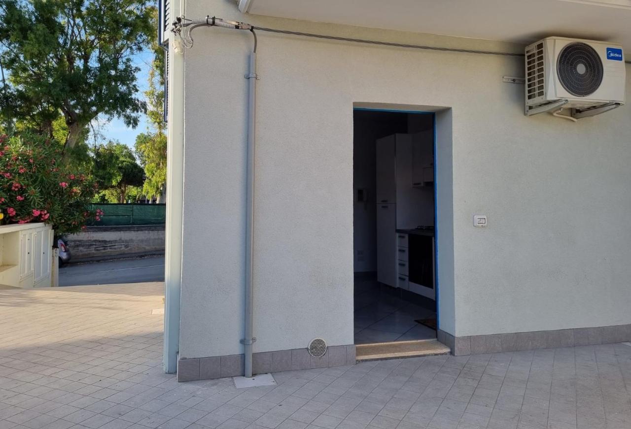 Appartamenti Smeraldo Lido di Fermo Exteriör bild